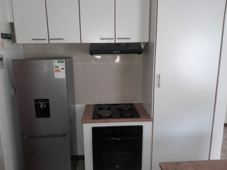 To Let 2 Bedroom Property for Rent in Strelitzia Park Eastern Cape